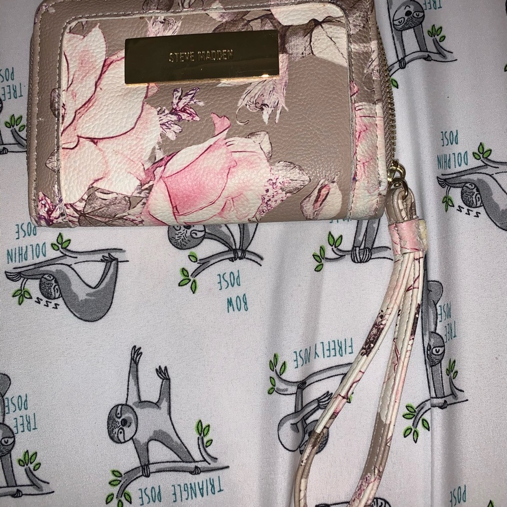 Steve Madden wallet/clutch
